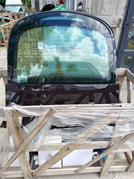 Лобове скло Tesla model Y \ m3 \ ms (2017-2024)