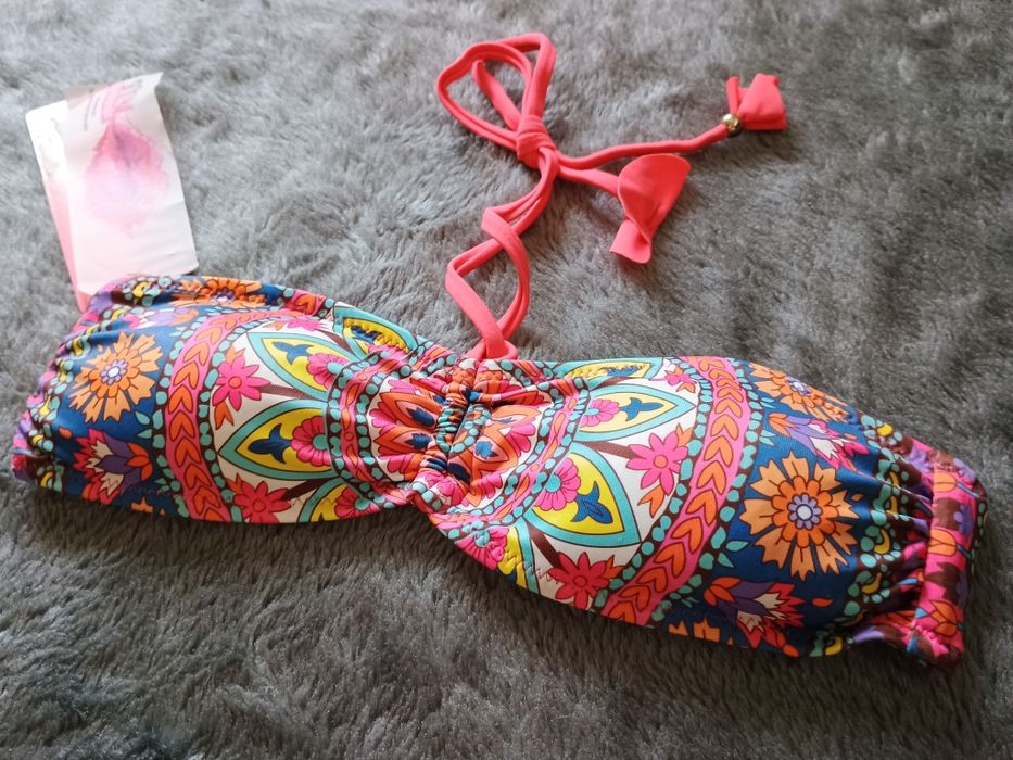 Góra od bikini Kolorowe ornamenty