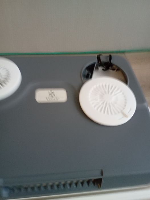 Lodówka termoelektryczna turystyczna 32 L Kesser 32 cm x 44 cm x 44 cm