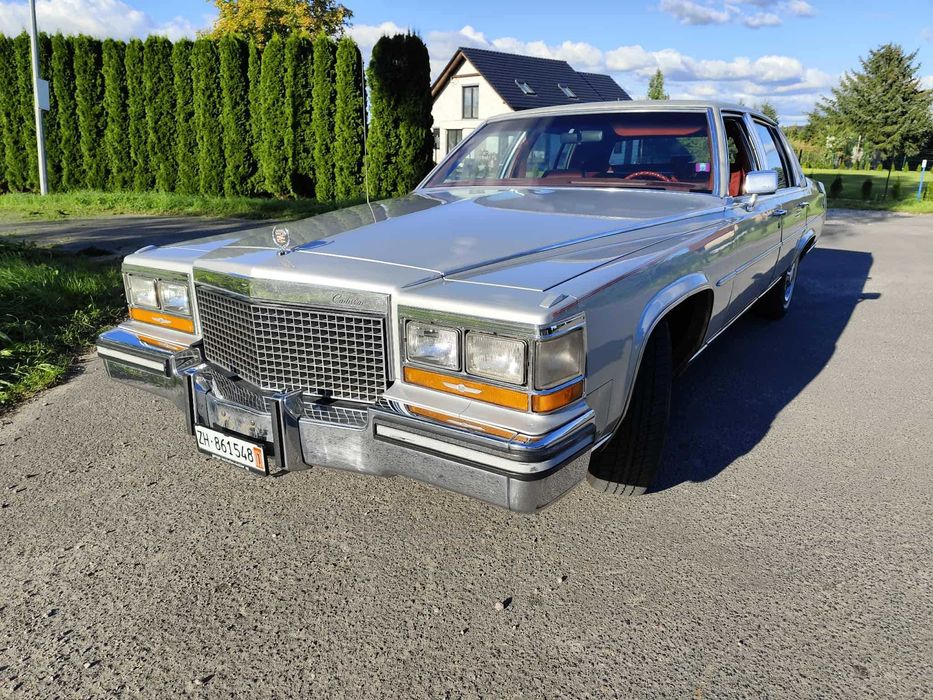 Cadillac Brougham d'Elegance