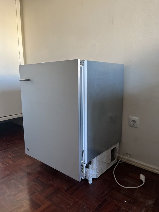 Frigorífico Siemens (baixo/compacto)