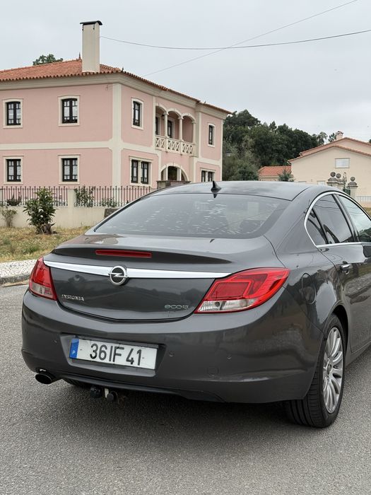 Vendo Insignia 2009
