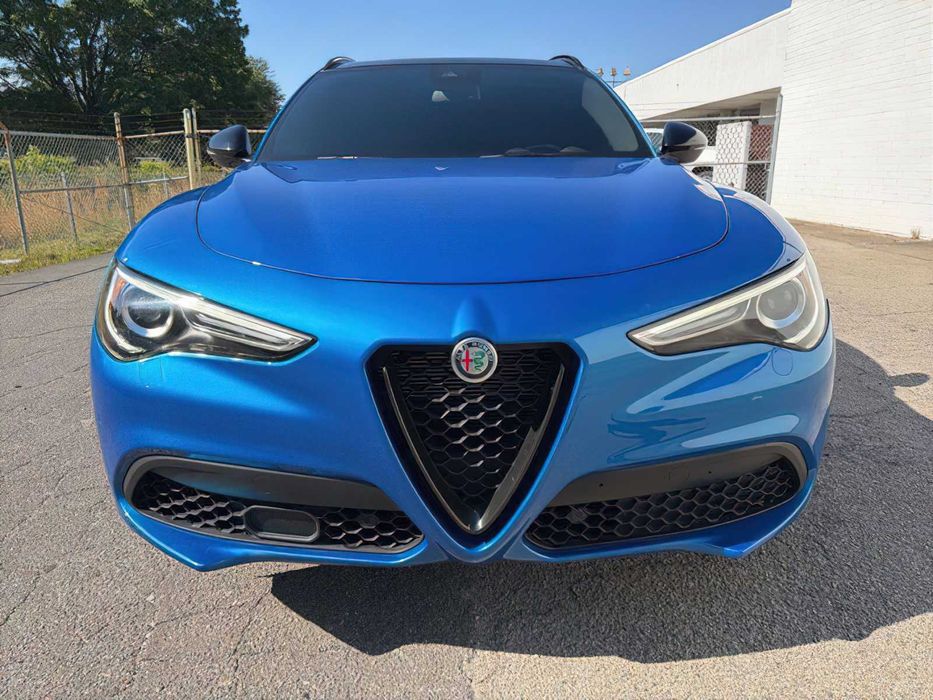 Alfa Romeo Stelvio Veloce      2023