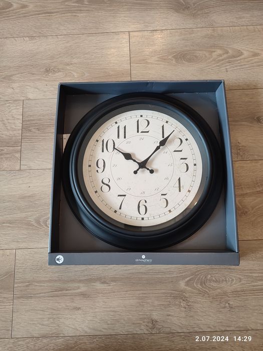 Nowy czarny zegar ścienny 40 cm