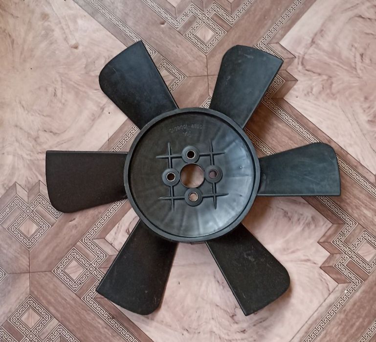 Крыльчатка вентилятора, надсвечник, наклад, ремкомплект гл.тормоз.цили