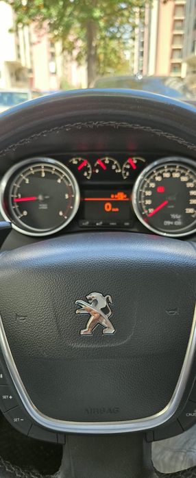 Peugeot 508 Active 1.6 HDi Automático foto 5