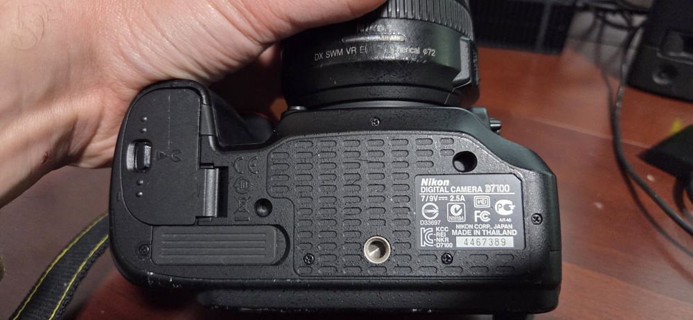 Máquina Fotográfica Nikon D7100