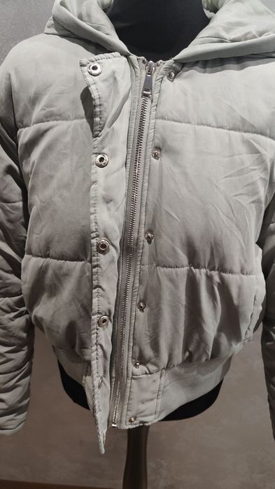 Krótka pikowana kurtka damska bomberka pretty little things rozmiar L/