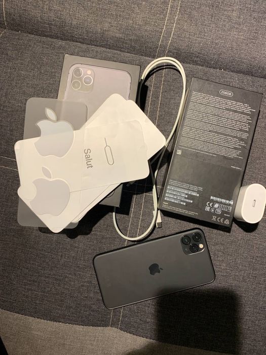 iPhone 11 pro max 256