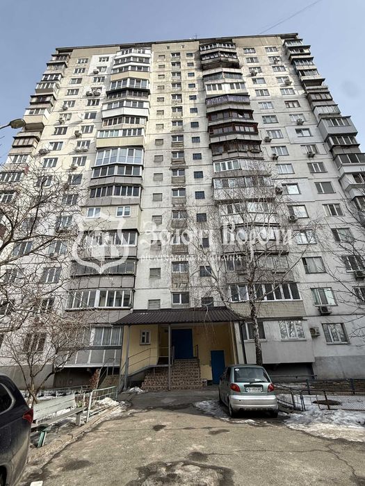 Квартира, 1к. Під ремонт. Райдужна, 17а, Райдужний Дніпровський район