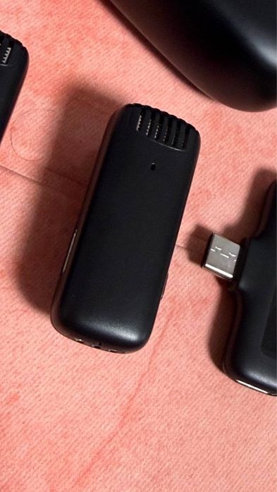 Мікрофон бездротовий Ulanzi j12