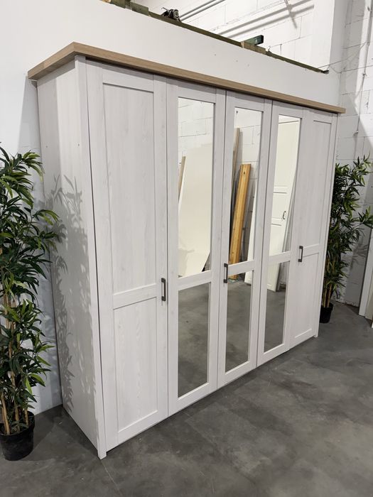 Ładna biała szafa z lustrem 240 cm super stan dowóz wysyłka