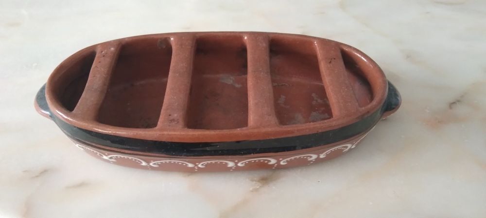 Loiças várias para desocupar