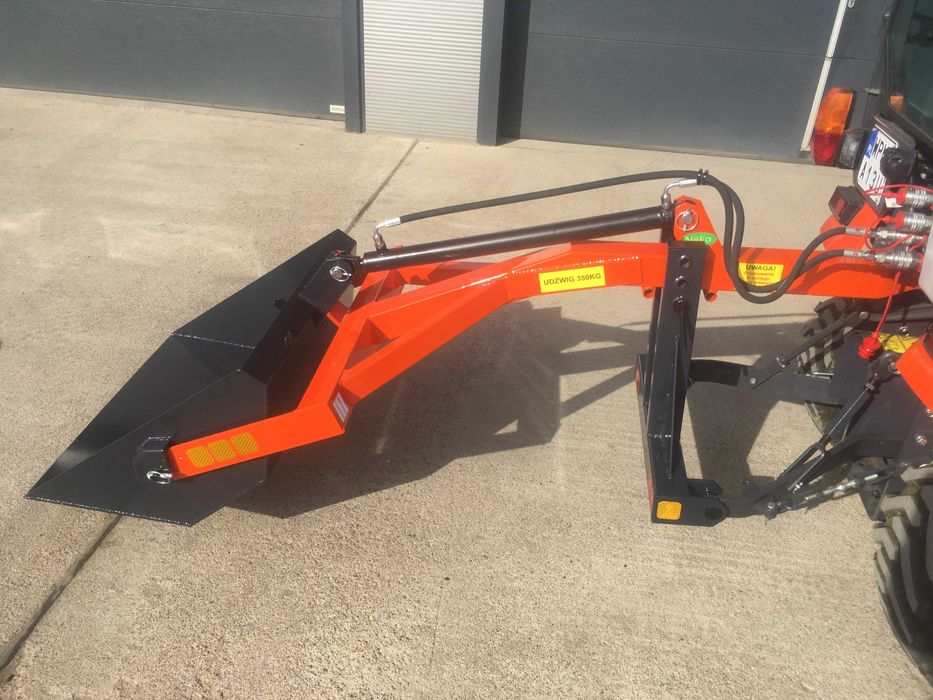 Ładowacz do mini ciągnika hydrauliczny