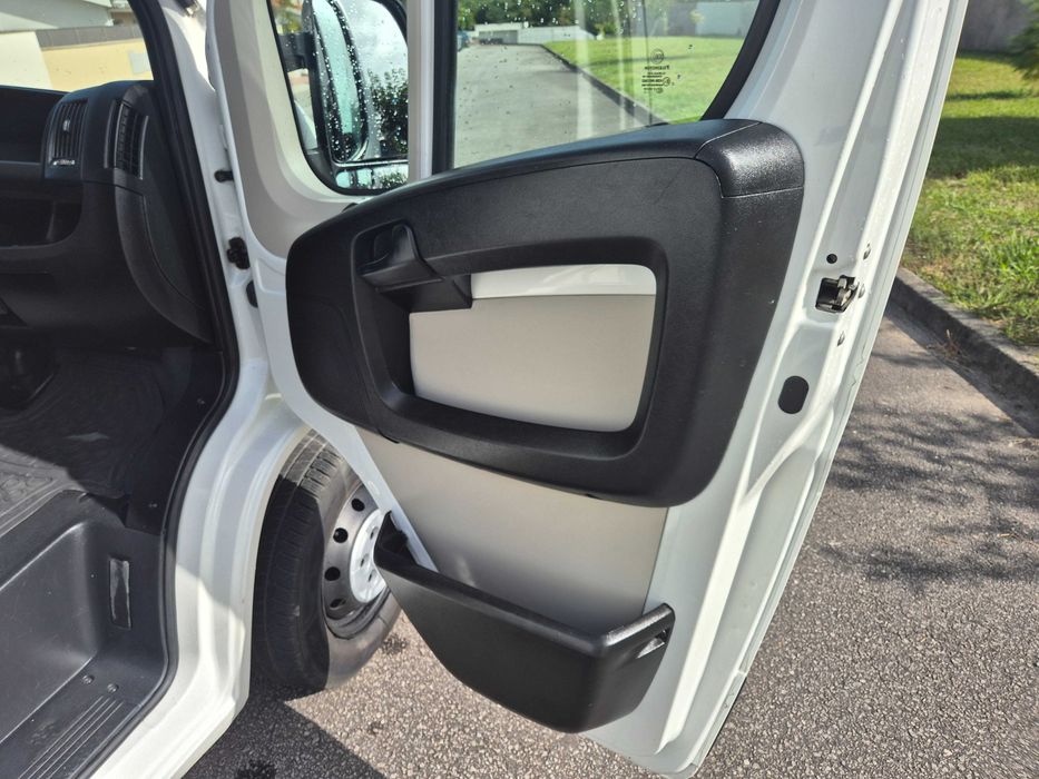 Peugeot Boxer 2.0 Blue HDI L2H2 Active