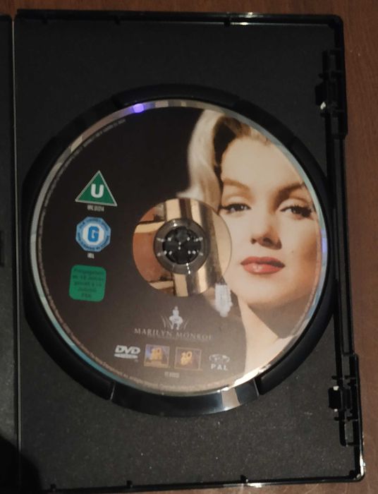 5 DVDs da coleção 80th aniversário de Marilyn Monroe