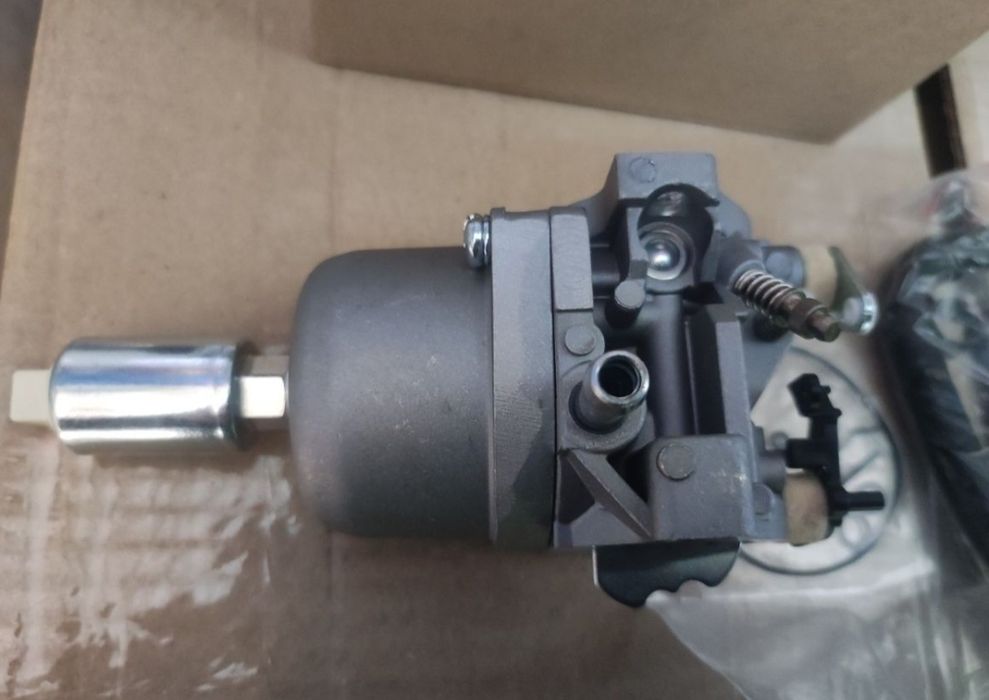 Carburador novo 30 euros