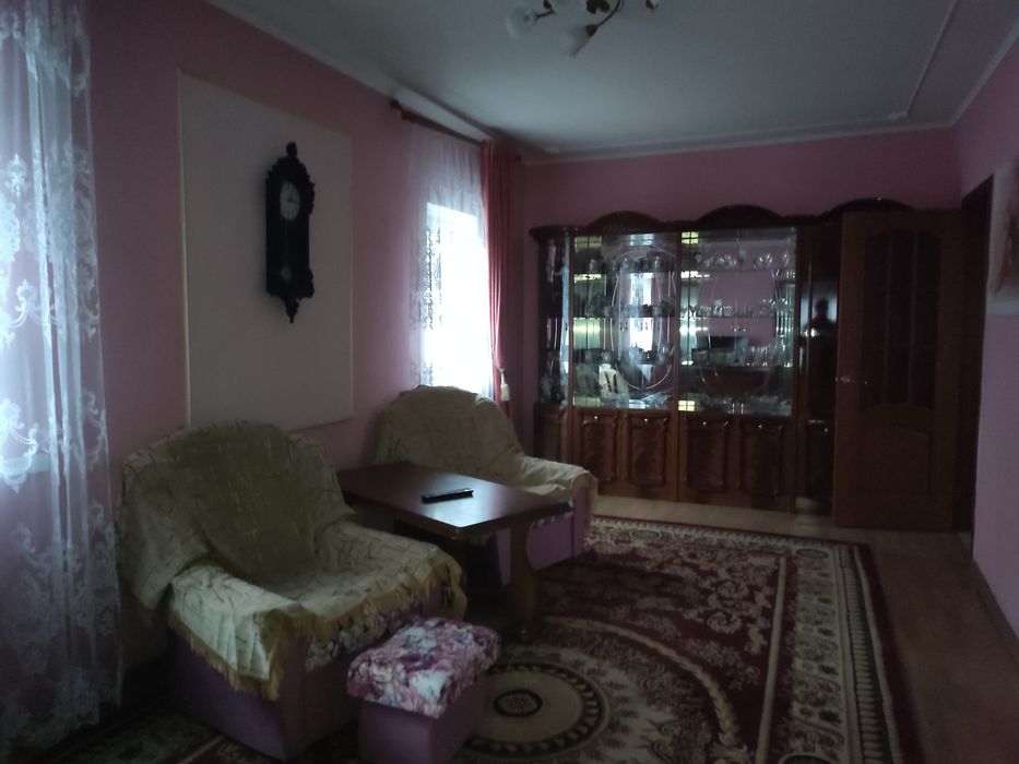 Продам будинок  вул. Польова 86 та 5 соток