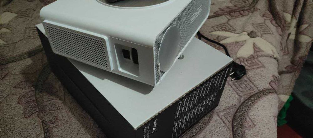 Проектор TouYinger Q10W Android FullHD\4K