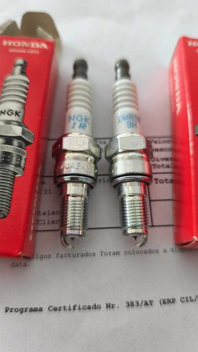 4 velas NGK IMR9B-9H com fatura da honda - completamente NOVAS