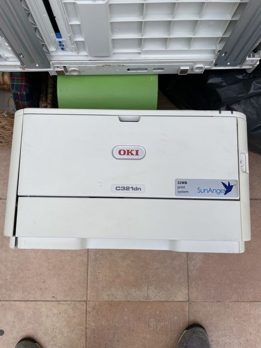 2 OKI Printers – Selling Both Together.64752048274561121