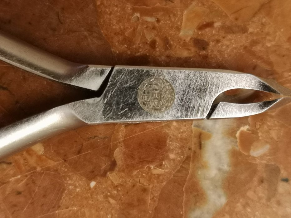 Alicates de cutículas em aço inox Kiepe - preço unitário