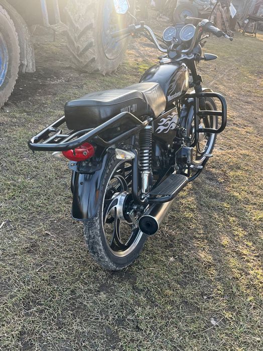Продам мустанг 125