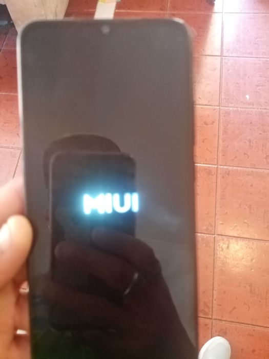 Vendo redmi miui 12.5