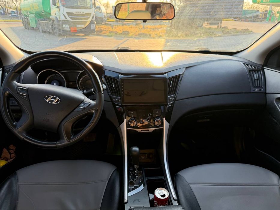 Продам Hyundai Sonata