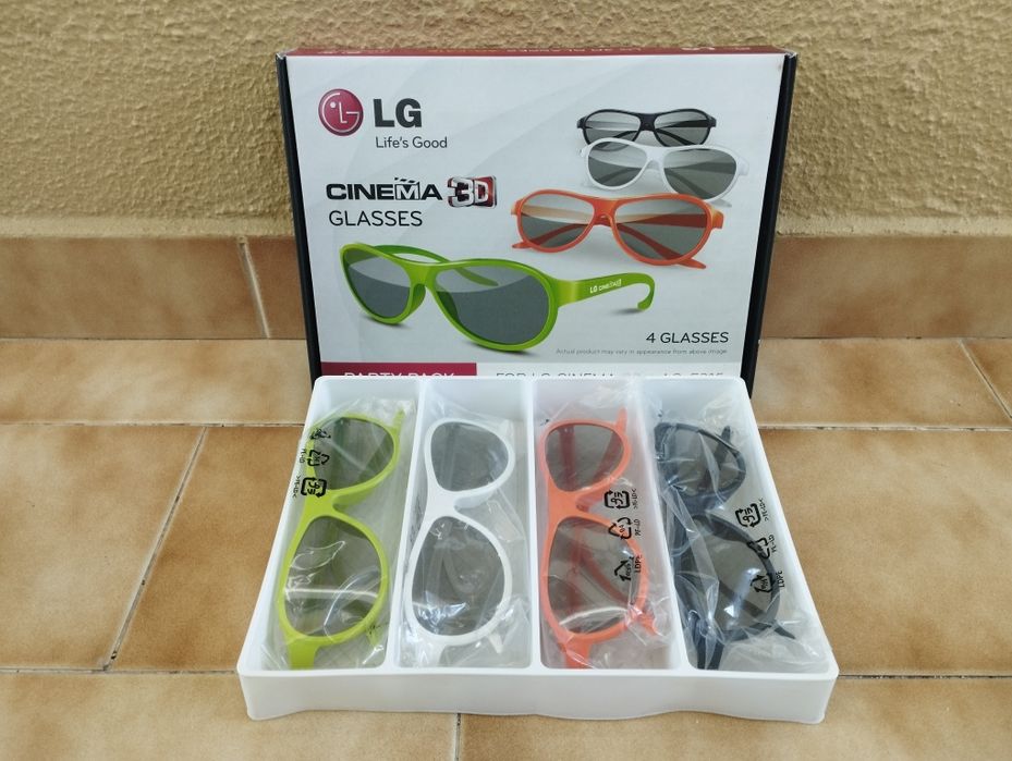 Conjunto de 4 óculos 3D - NOVOS