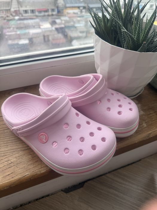 Crocs j3 (34-35) стан нових