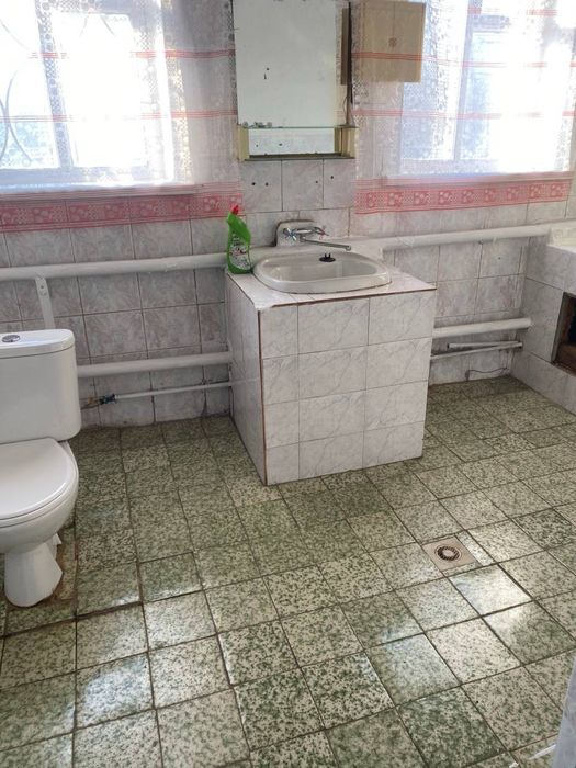 Продам затишний будинок біля річки, ділянка 40 соток