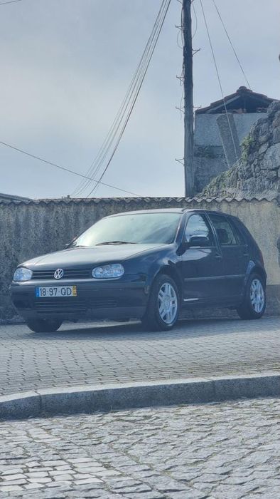 Volkswagen Golf 4 1.6 Gasolina | 2000 | 5 portas