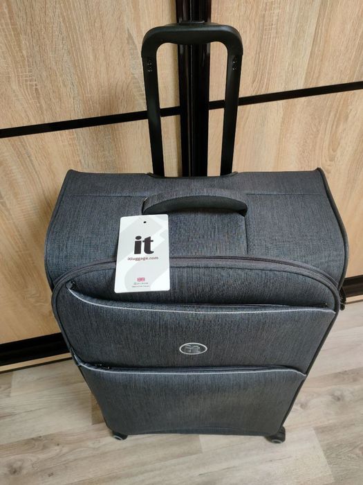 Чемодан большой, чемодан на колесах,валіза великого розміру з тканин