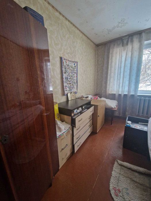 3 кімнатна квартира на вул. Льотна