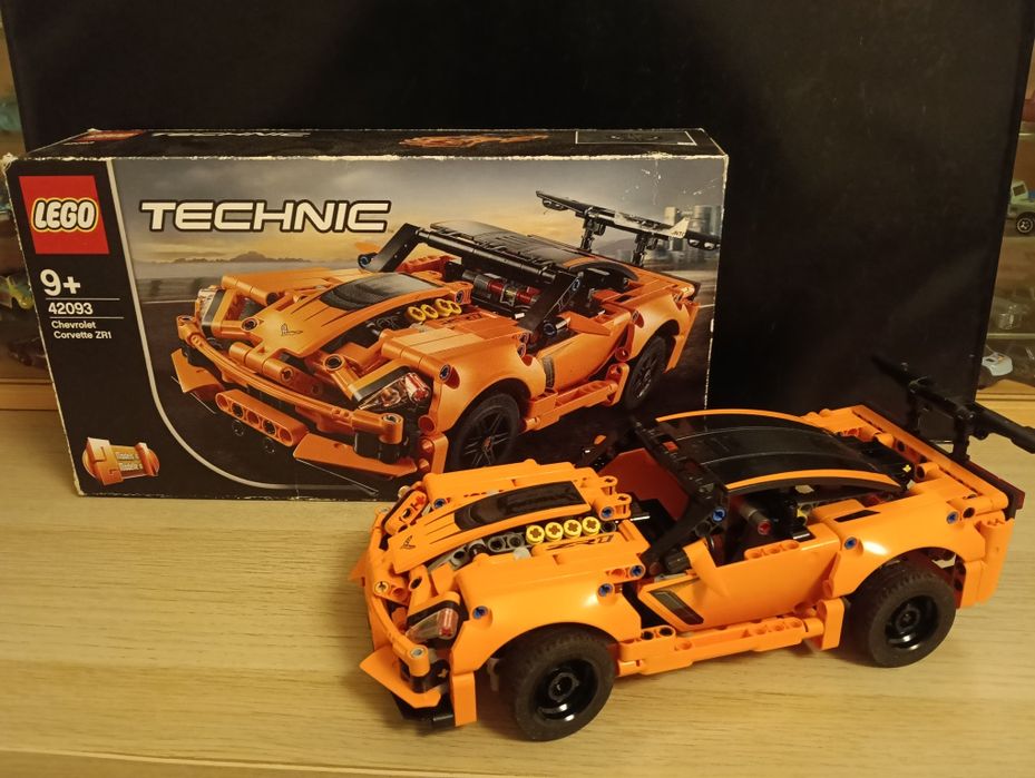 LEGO Technic- 42093 Chevrolet Corvette ZR1