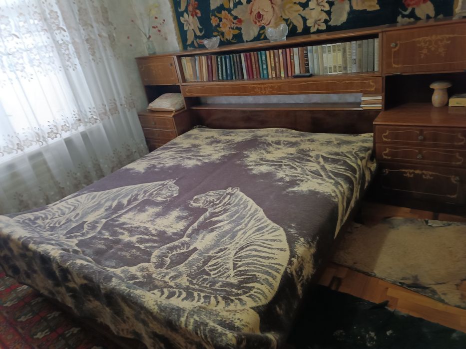 Отдам мебель даром.
