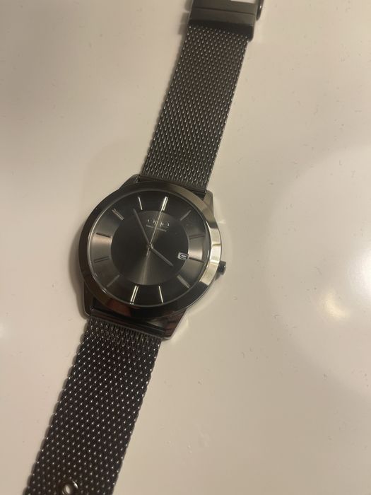 Relogio One igual a novo