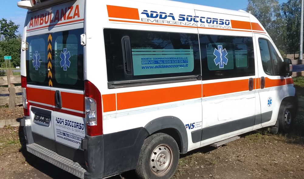 karetka kamper FIAT DUCATO III 2.3 JTD niski przebieg