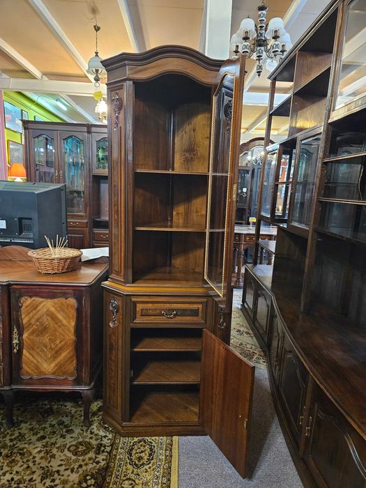 Móvel de canto - Muito bom estado geral