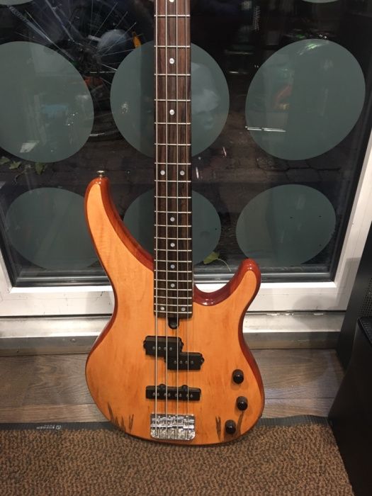 Gitara yamaha używana w stanie idealnym