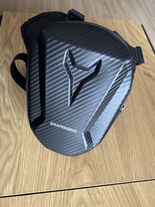 Torba motocyklowa na udo