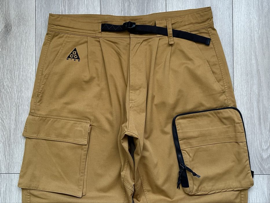 Карго штани Nike ACG