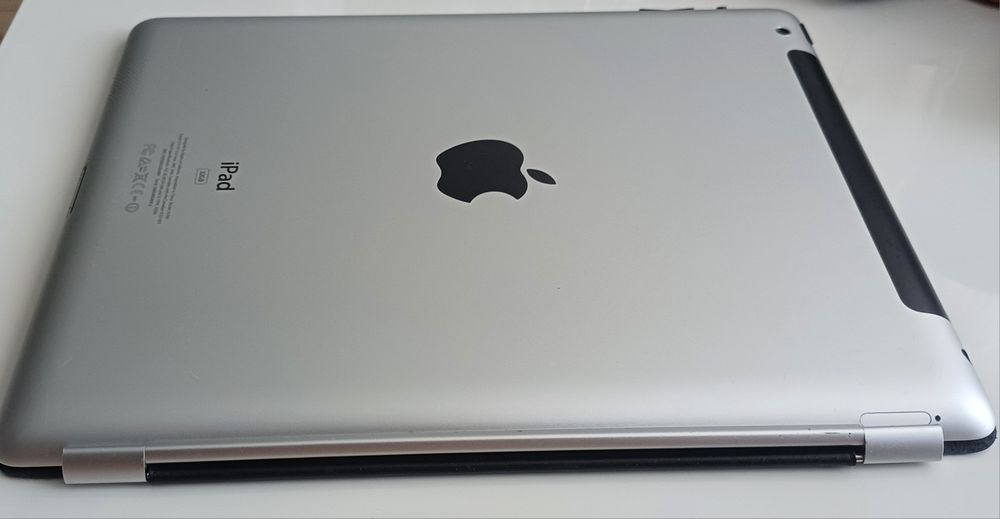 Apple iPAD A1396 32gb komunikuje sie iPhone iPOD