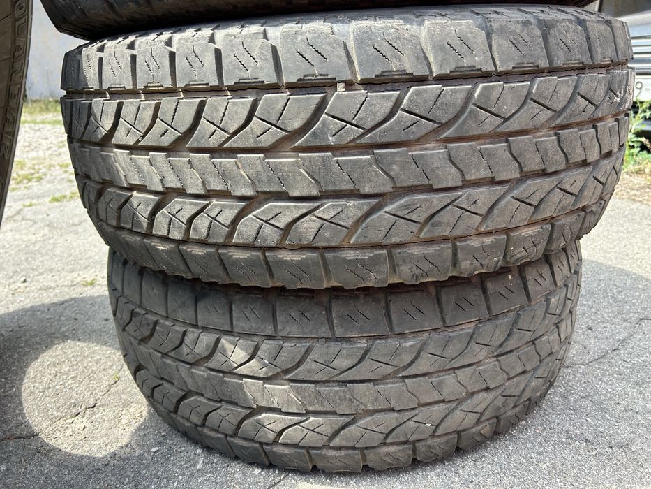Шини Yokohama A/T 315/75R16