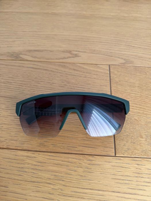 Zielone okulary przeciwsłoneczne, Lacoste L989S 301