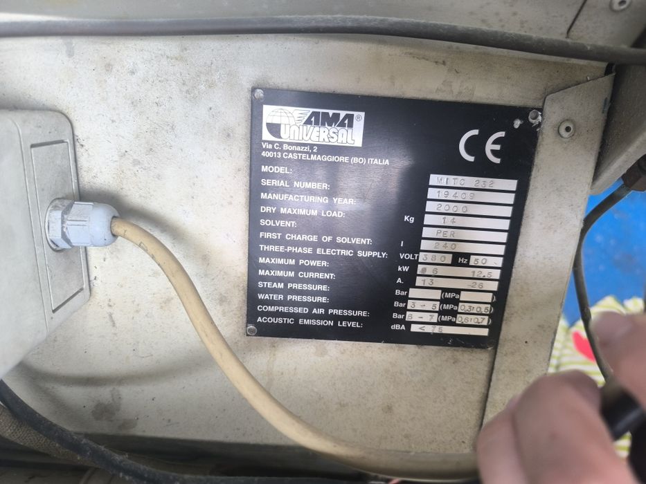 Máquina limpeza a seco