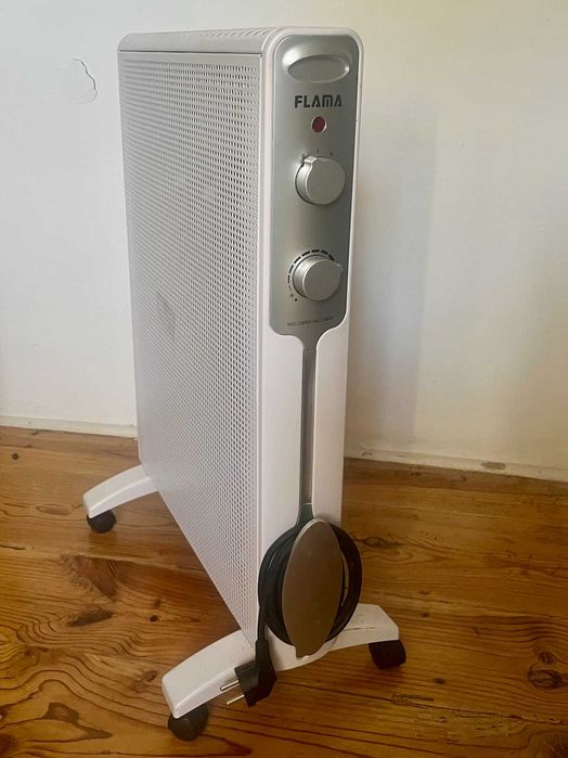 Aquecedor elétrico FLAMA 1500W 2330FL