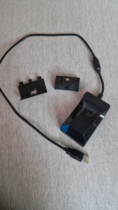 Ładowarka do padów Xbox