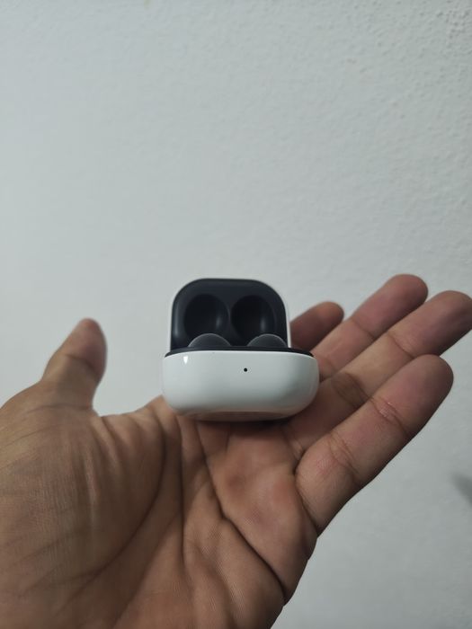 Estojo Samsung Galaxy Buds2 (SOMENTE O ESTOJO)